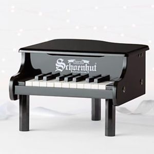 Schoenhut Baby Piano